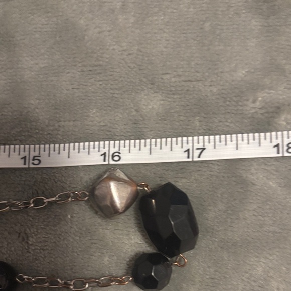 Chic Beaded Necklace with Black and Gold Accents - Picture 3 of 3